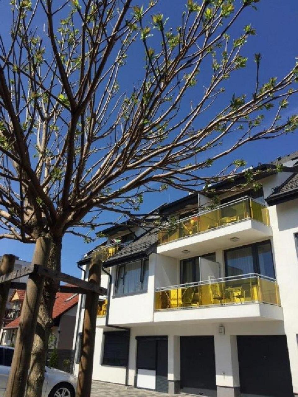 Rubin Relax Apartman Шарвар Екстер'єр фото